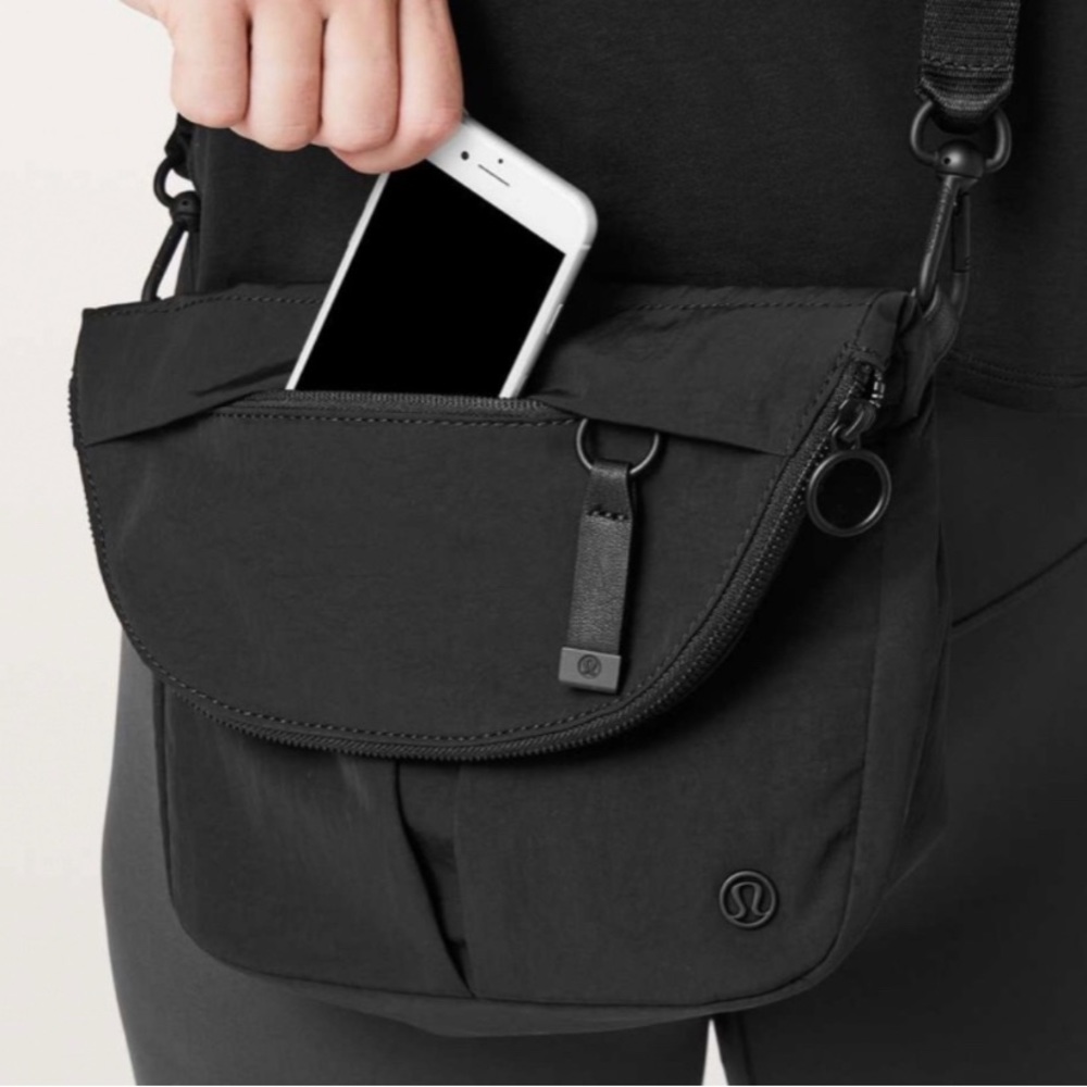 Lululemon All Night Festival Bag Black